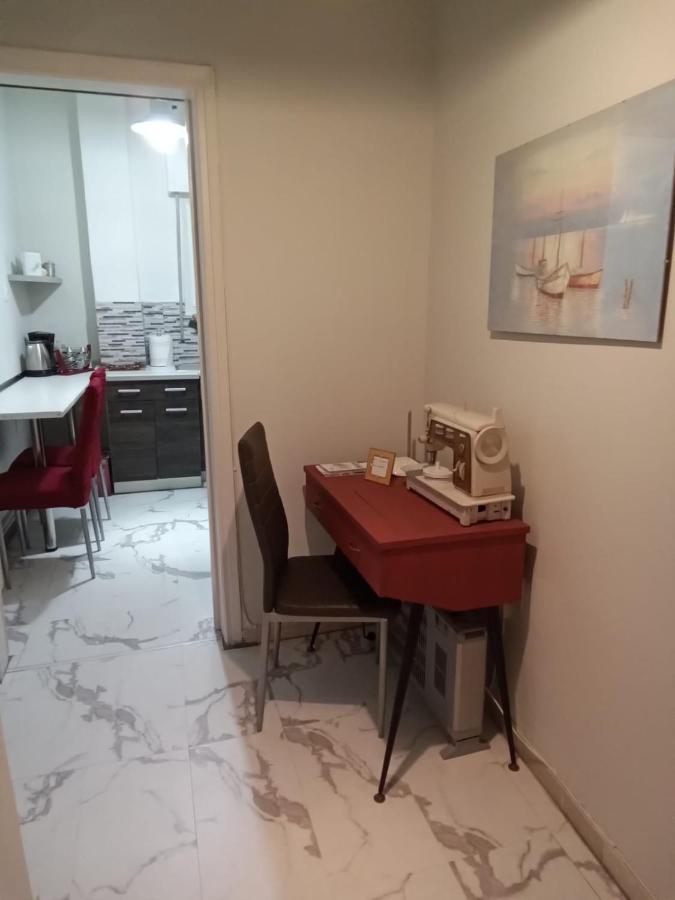 Apartament Acropolis Within 10Min. Walk! Ateny Zewnętrze zdjęcie